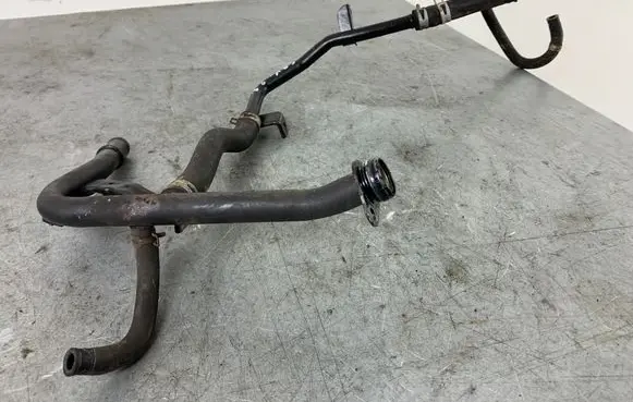Honda CR-V Engine coolant pipe/hose