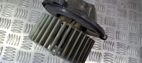 Fiat Punto (176) Heater fan/blower B837