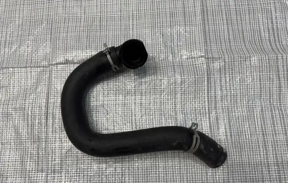 KIA Niro Engine coolant pipe/hose