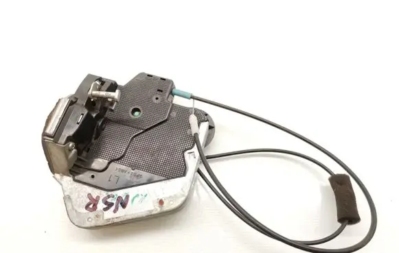 Suzuki Grand Vitara II Rear door lock 7K3013