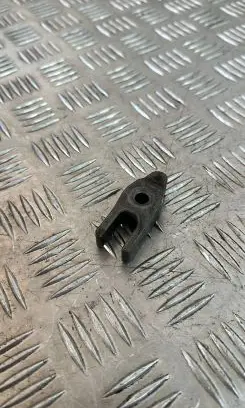 Honda CR-V Fuel Injector clamp holder