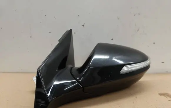 Hyundai i40 Front door electric wing mirror 