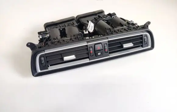 BMW 7 F01 F02 F03 F04 Dash center air vent grill 9115859