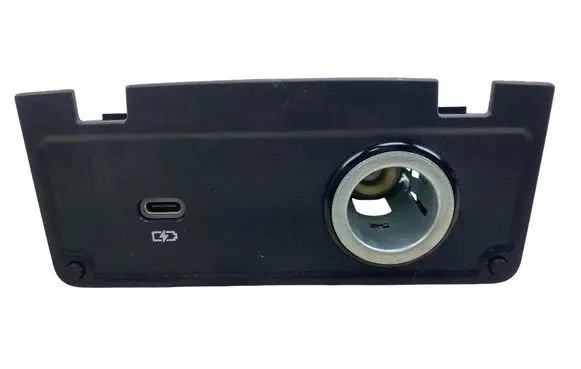 Volkswagen Tiguan USB socket connector 3G5035954