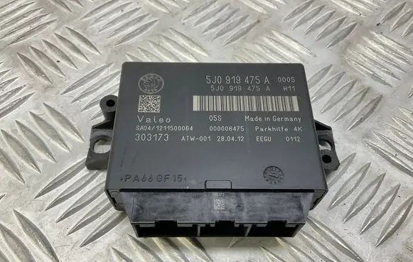 Skoda Superb B6 (3T) Parking PDC control unit/module 5J0919475A