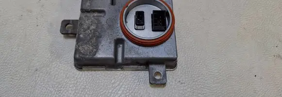 Mercedes-Benz C W205 LED ballast control module 1305715284