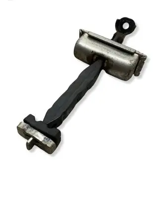 Ford Kuga II Rear door check strap stopper 