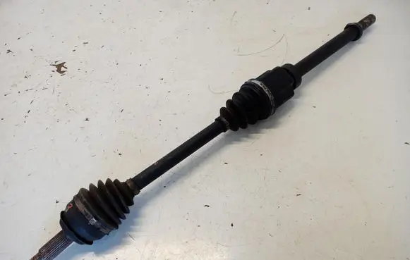 Nissan Qashqai Front driveshaft 