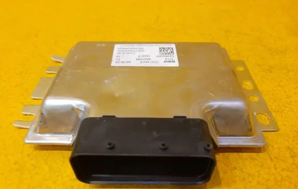 BMW X7 G07 Air suspension control unit module (rear) 8837285
