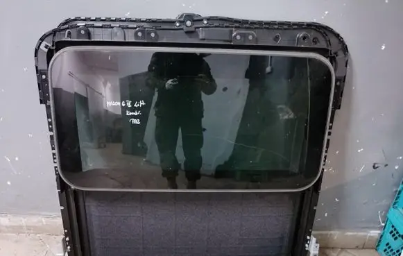 Mazda 6 Sunroof set 7707220