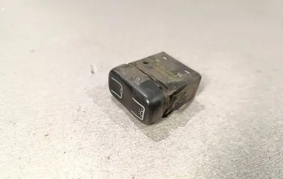 Mercedes-Benz Vito Viano W638 Interior lighting switch 0055452207 32080701