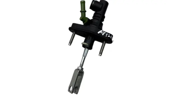 Toyota Avensis T270 Clutch master cylinder 3142002051 3142002052 3142002051B