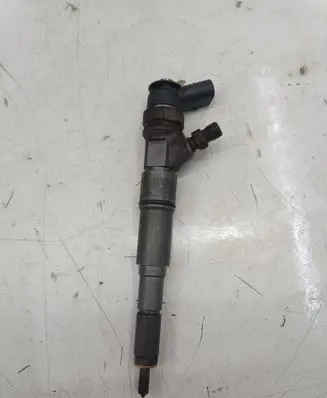 BMW 1 E81 E87 Fuel injector 0445110209