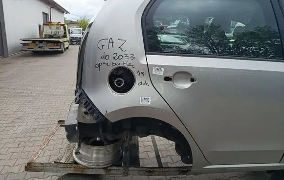 Audi Coupe Rear mudguard