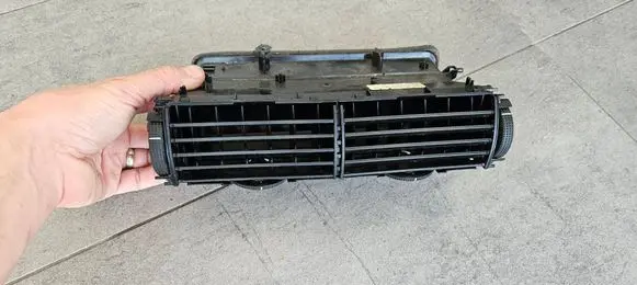 Volkswagen Sharan Dash center air vent grill 7M3819728 YM21A014021 7M3819728B2AQ