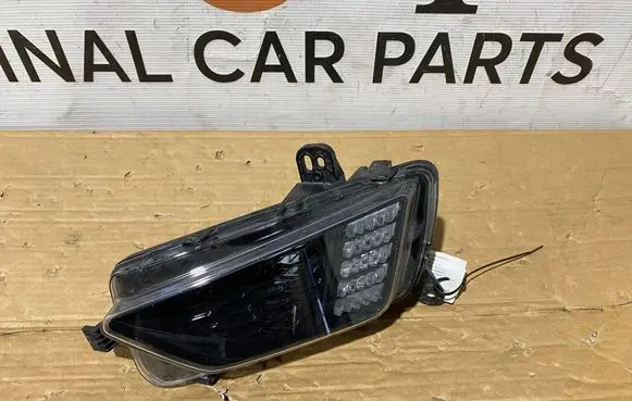 Volkswagen Polo VI Front fog light 2G0941662B