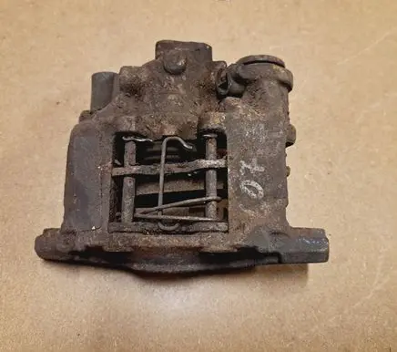 Peugeot 607 Rear brake caliper