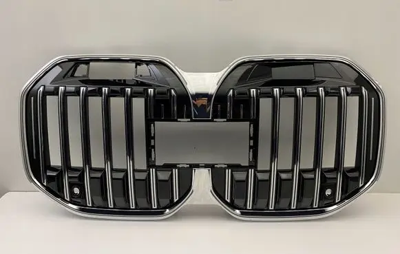 BMW 7 G70 Front bumper upper radiator grill 89252002