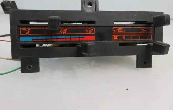 Nissan Trade Interior fan control switch 810421263F