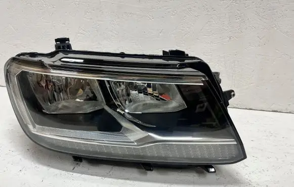 Volkswagen Tiguan Headlight/headlamp 5NB941006B