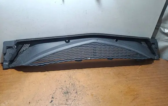 Renault Modus Wiper trim 8200213840