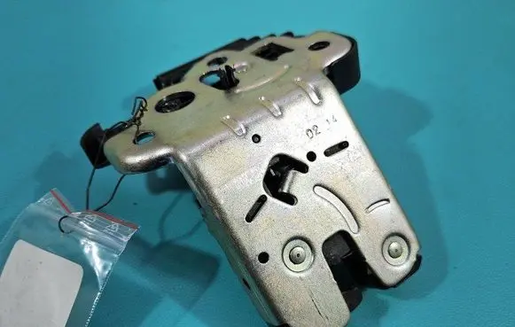 Audi A5 8T 8F Tailgate/trunk/boot lock/catch/latch 8R0827505 IMPRK1490031