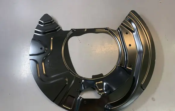 BMW X5 E70 Front brake disc dust cover plate 6895049 34106895049 34116857977
