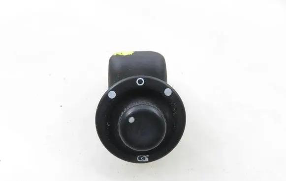Renault Megane II Wing mirror switch 