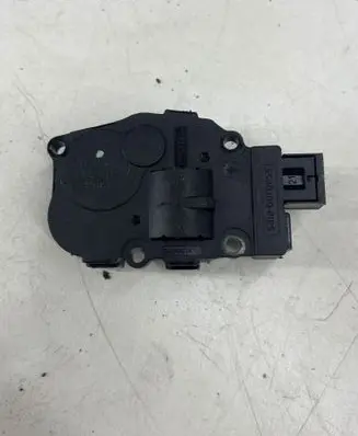 Mercedes-Benz GL X164 Air flap motor/actuator EFB336