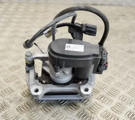 Tesla Model 3 Rear brake caliper 104462397F