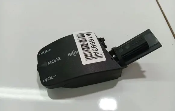 Ford Focus Multifunctional control switch/knob 