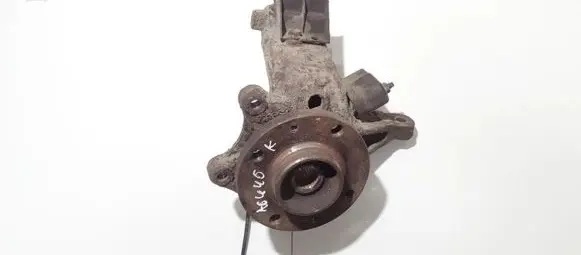 Peugeot 206 Front wheel hub