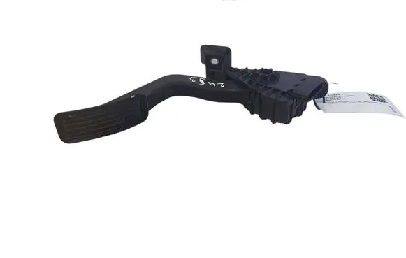 Mazda 3 II Accelerator throttle pedal 1988003480 CC3041600