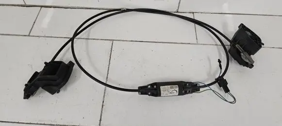 Mercedes-Benz E W211 Curtain motor 896200020300