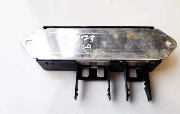 Opel Omega B2 Antenna control unit 90563190 0808018