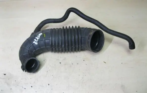 Seat Exeo (3R) Air intake hose/pipe 8E0129615Q VD5478