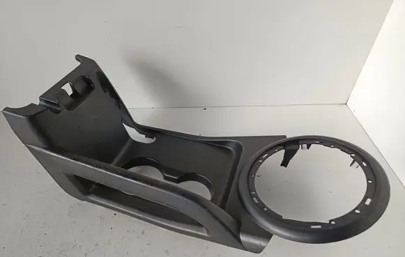 KIA Sportage Center console 846513W020