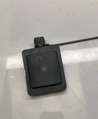Toyota C-HR I Blind spot module 2023LJ0194 10R069212