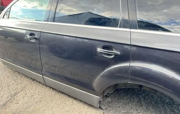 Rear door