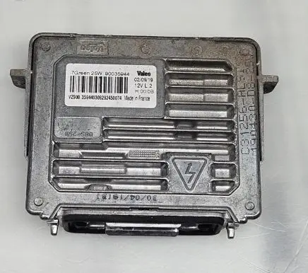 Toyota Proace Headlight ballast module Xenon 90035944