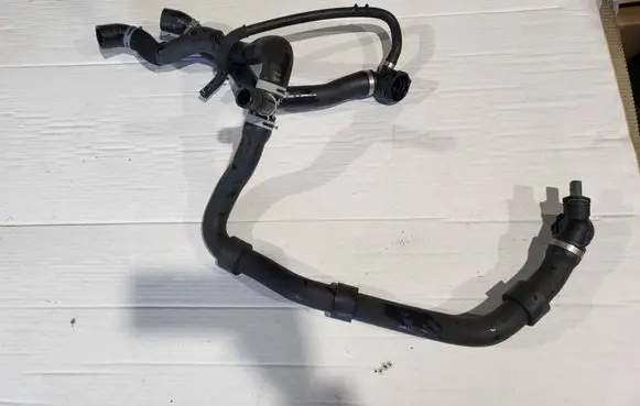 Audi Q5 SQ5 Engine coolant pipe/hose 5QS121049G