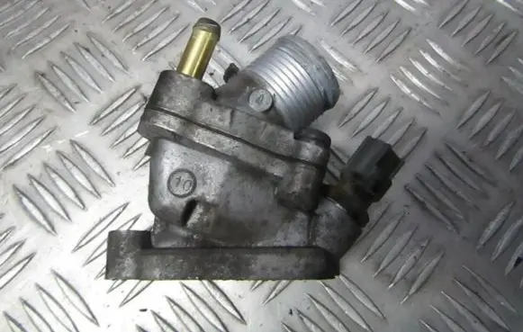 Volvo V70 Engine coolant pipe/hose 30777476