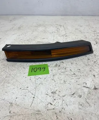 Volkswagen PASSAT B6 Front indicator light 3C0807718
