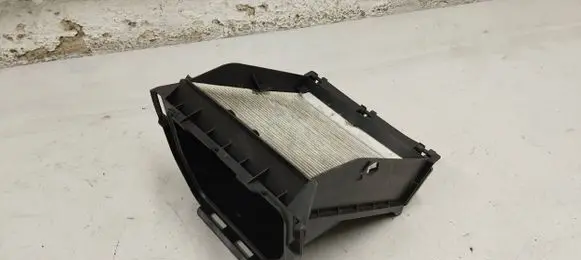 Mercedes-Benz GLE W167 Cabin air micro filter cap A1678302800