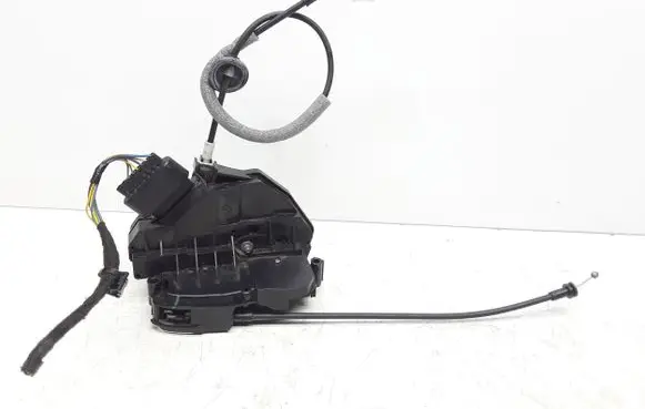 Volvo V60 Front door lock 31301738