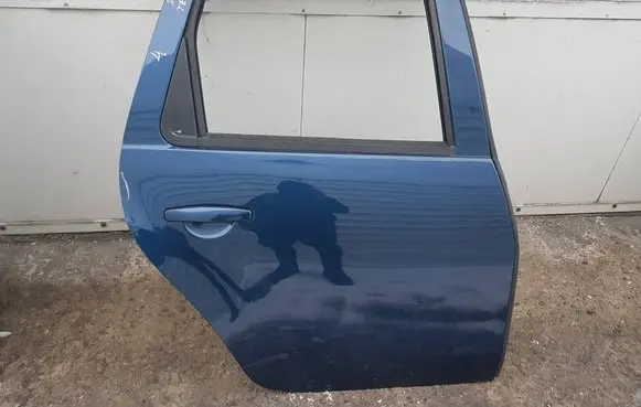 Dacia Duster Rear door 