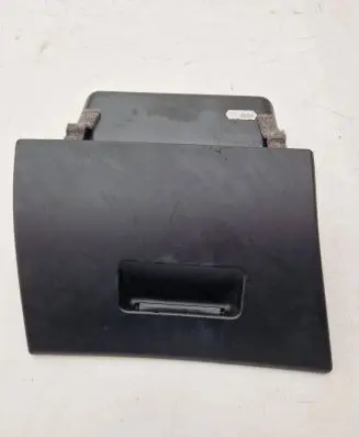 BMW 3 E46 Glove box 8223192 8197492