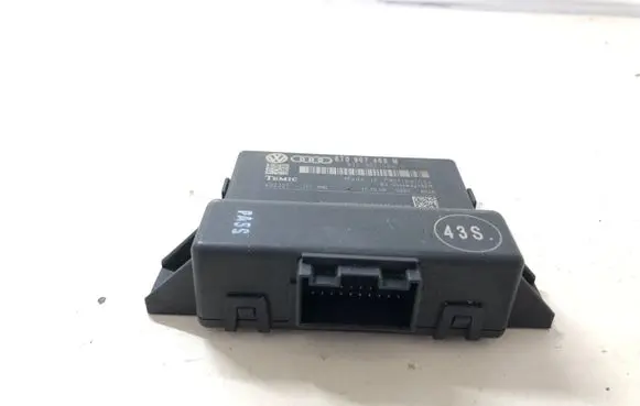 Audi Q5 SQ5 Gateway control module 8T0907468M