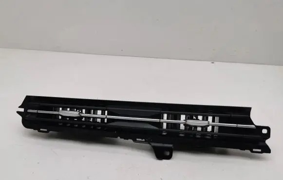 Audi A3 8Y Dash center air vent grill 8Y2820951A