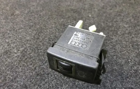 Audi A4 S4 B5 8D Headlight level height control switch 8d0941301